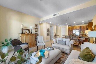 226 N Latitude Cir in Delray Beach, FL - Building Photo - Building Photo