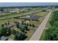 526 County Rd 9 SE photo'