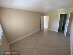 3901 NE 21st Ave in Fort Lauderdale, FL - Building Photo - Building Photo
