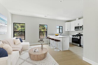 1172 N Wilton Pl, Unit 1172 in Los Angeles, CA - Foto de edificio - Building Photo