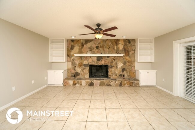 2229 Flaming Arrow Dr in Lakeland, FL - Building Photo - Building Photo