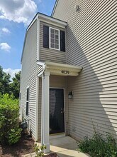 4029 Boulder Ct in Aurora, IL - Foto de edificio - Building Photo