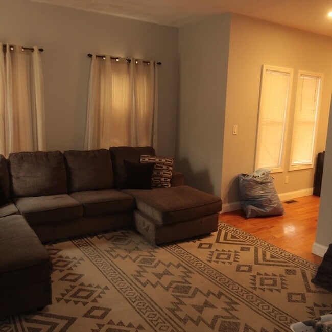 45 Glenwood St in Malden, MA - Building Photo - Building Photo