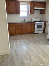 55 Beaver Brook Rd in Danbury, CT - Foto de edificio - Building Photo