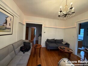39 Turner St in Boston, MA - Building Photo - Building Photo