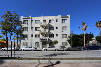 2315 S Flower St in Los Angeles, CA - Building Photo - Building Photo