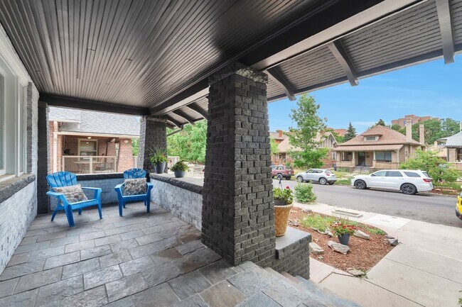 property at 1417 Monroe St