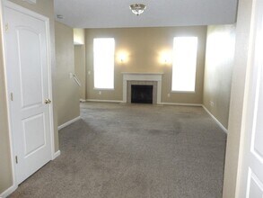 603 New Moon St in Avon, IN - Building Photo - Building Photo