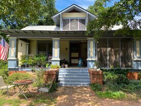 148 Milledge Ter, Unit #1 in Athens, GA - Building Photo