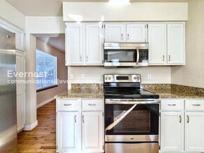 18618 E Grand Cir in Aurora, CO - Building Photo - Building Photo