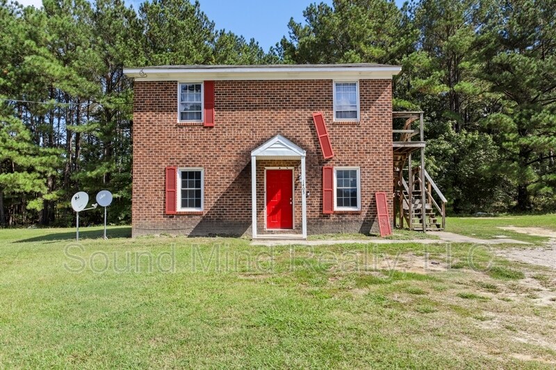 1405 Sportsman Trail in Rocky Mount, NC - Building Photo