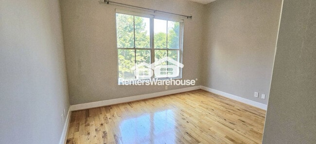 property at 384 Ralph McGill Blvd NE