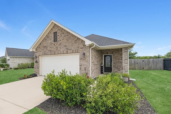 31819 Wellington Pass in Fulshear, TX - Building Photo - Building Photo
