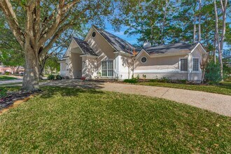 60 Fairfield Dr in Montgomery, TX - Building Photo - Building Photo