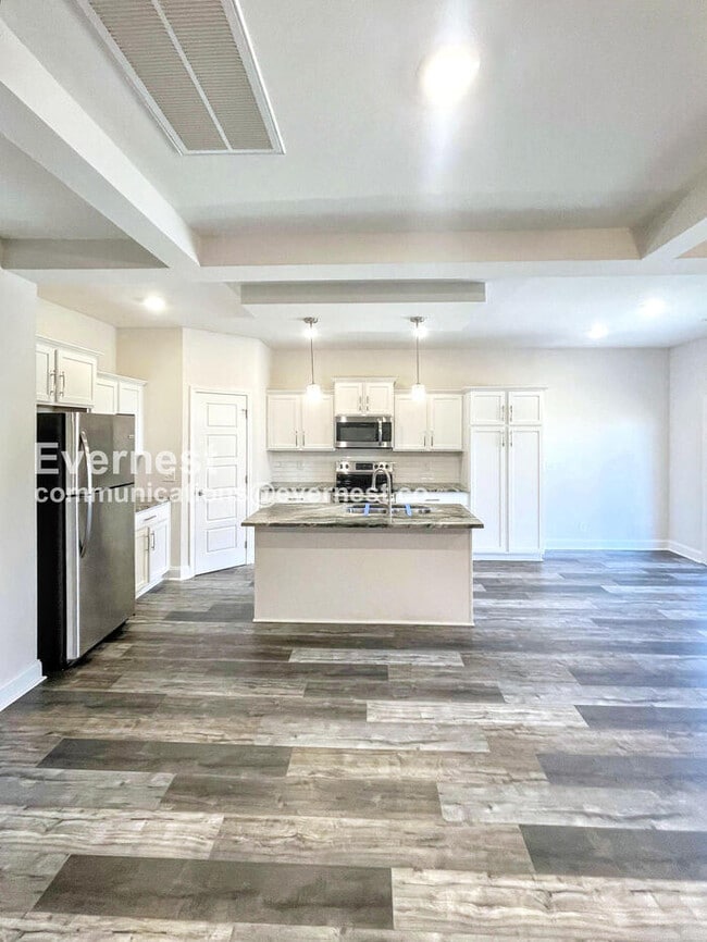 637 Battery Ct in Clarksville, TN - Building Photo - Building Photo