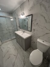 10441 Mahogany Key Cir in Miami, FL - Building Photo - Building Photo