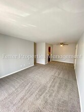 5680 Kenwood Dr, Unit 5680 Kenwood Drive in Newburgh, IN - Building Photo - Building Photo