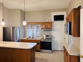 1737 Madison St in Dubuque, IA - Building Photo