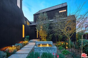 1813 Penmar Ave in Los Angeles, CA - Building Photo