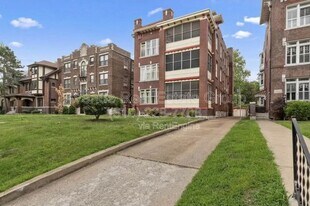 5138 Waterman Blvd in St. Louis, MO - Building Photo