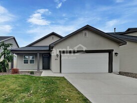 231 E Sicily Dr in Meridian, ID - Building Photo