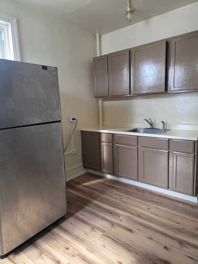 654 Chestnut St in York, PA - Building Photo - Building Photo