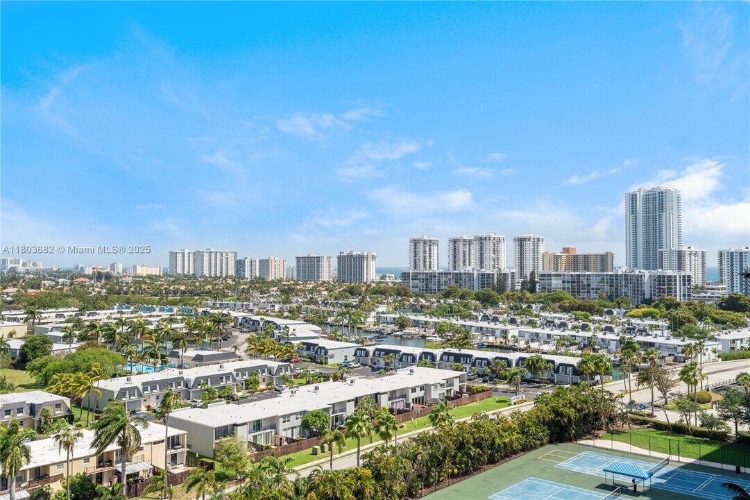 600 Three Islands Boulevard in Hallandale Beach, FL - Building Photo