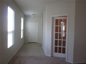 5801 Knoll Pines Pass in Austin, TX - Building Photo - Building Photo