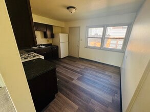 Pine Pointe Apartments in Waukesha, WI - Building Photo - Building Photo