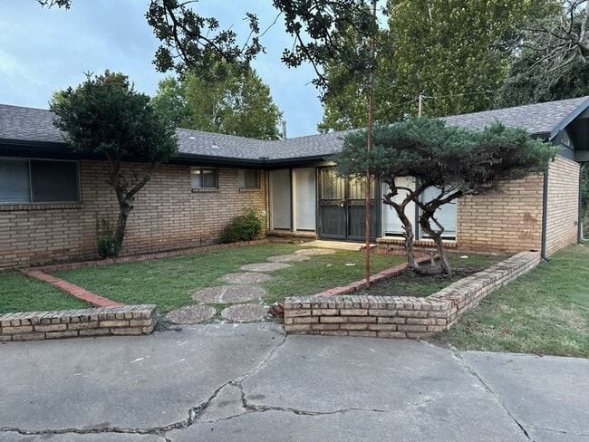property at 1700 N Alexander Ln