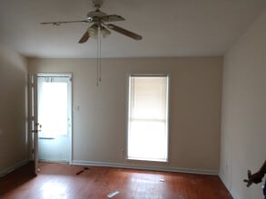 3344 Redfox Rd in Spring Lake, NC - Building Photo - Building Photo