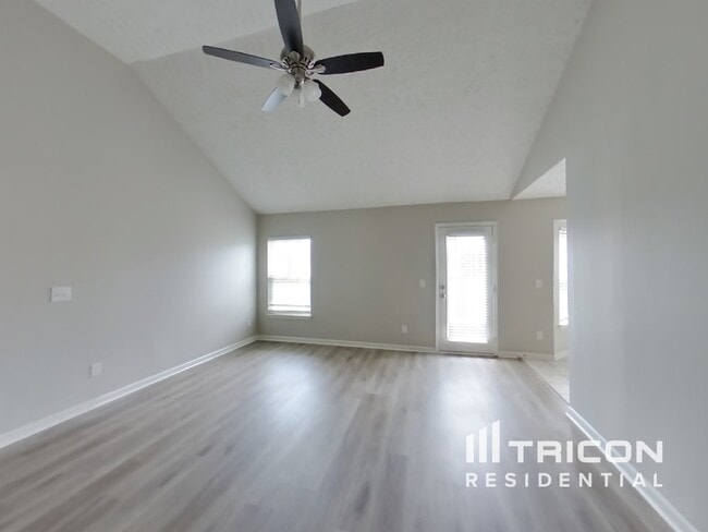 2023 Fiona Way in Spring Hill, TN - Building Photo - Building Photo