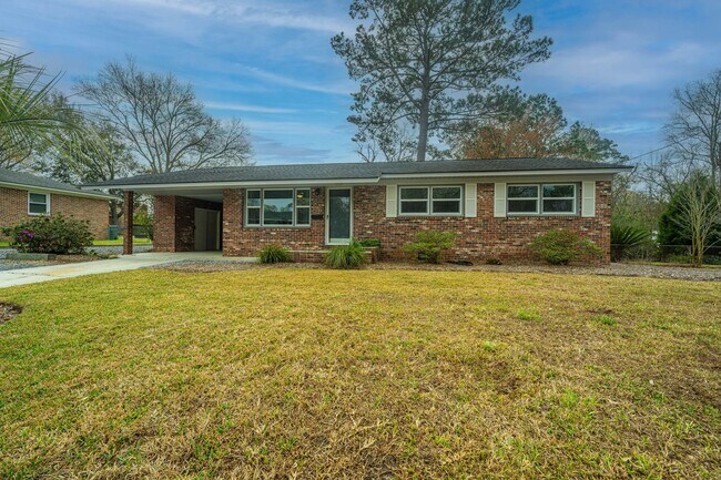 1117 Malvern Ln in Hanahan, SC - Building Photo - Building Photo