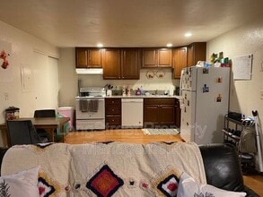 644 SW 7th St in Corvallis, OR - Foto de edificio - Building Photo
