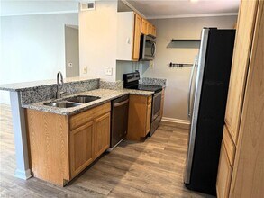 1744 N Lakeland Dr in Norfolk, VA - Building Photo - Building Photo
