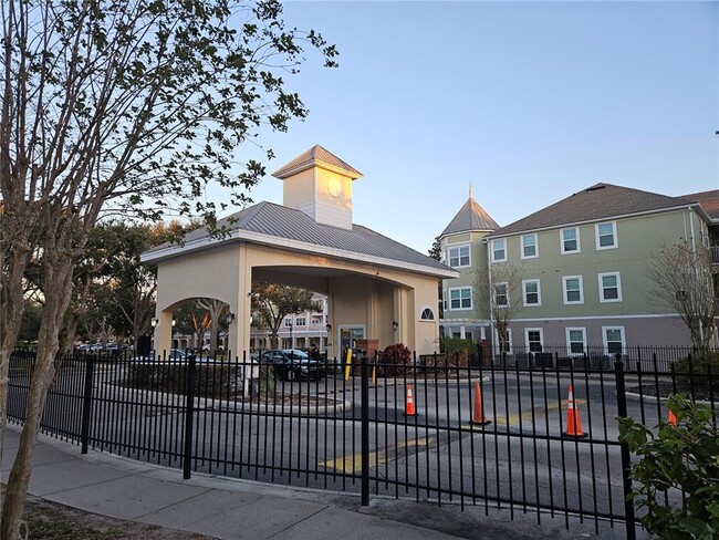 3209 Parkchester Square Blvd in Orlando, FL - Building Photo - Building Photo