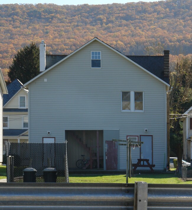 1010 W Southern Ave in Williamsport, PA - Building Photo - Building Photo