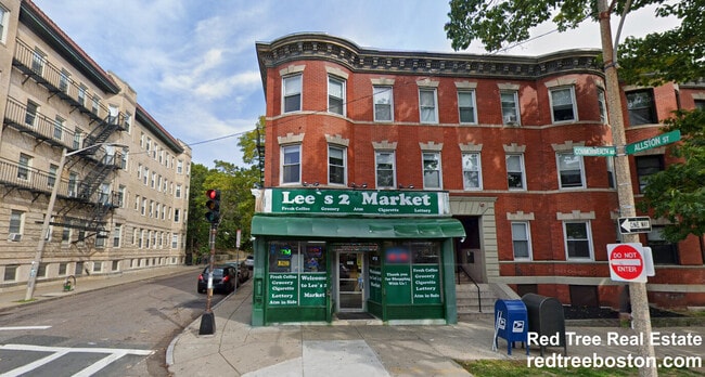 1381 Commonwealth Ave, Unit 6 in Boston, MA - Building Photo - Building Photo