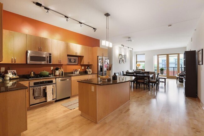 property at 401 N 2nd St
