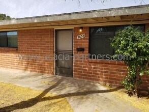 2633 E Water St in Tucson, AZ - Building Photo - Building Photo