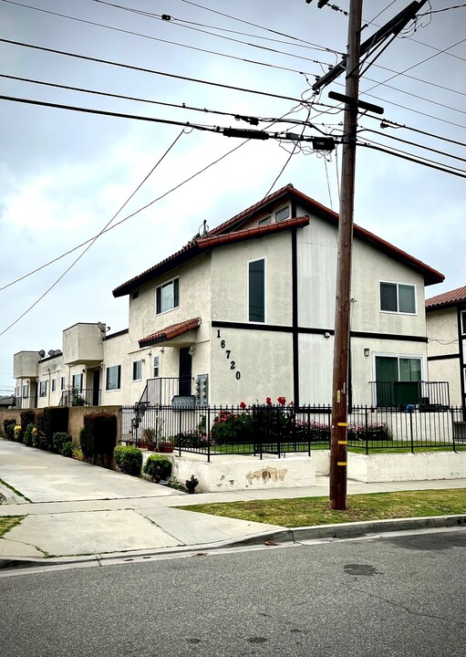 16720 S Dalton Ave in Gardena, CA - Building Photo