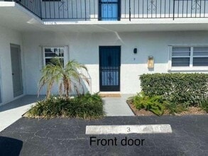 4726 SE Capstan Ave in Stuart, FL - Building Photo - Building Photo
