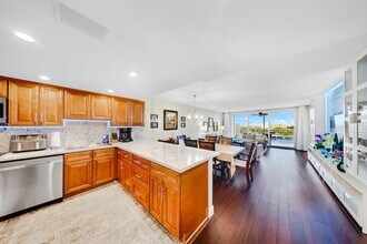 3051 N Course Dr in Pompano Beach, FL - Building Photo - Building Photo