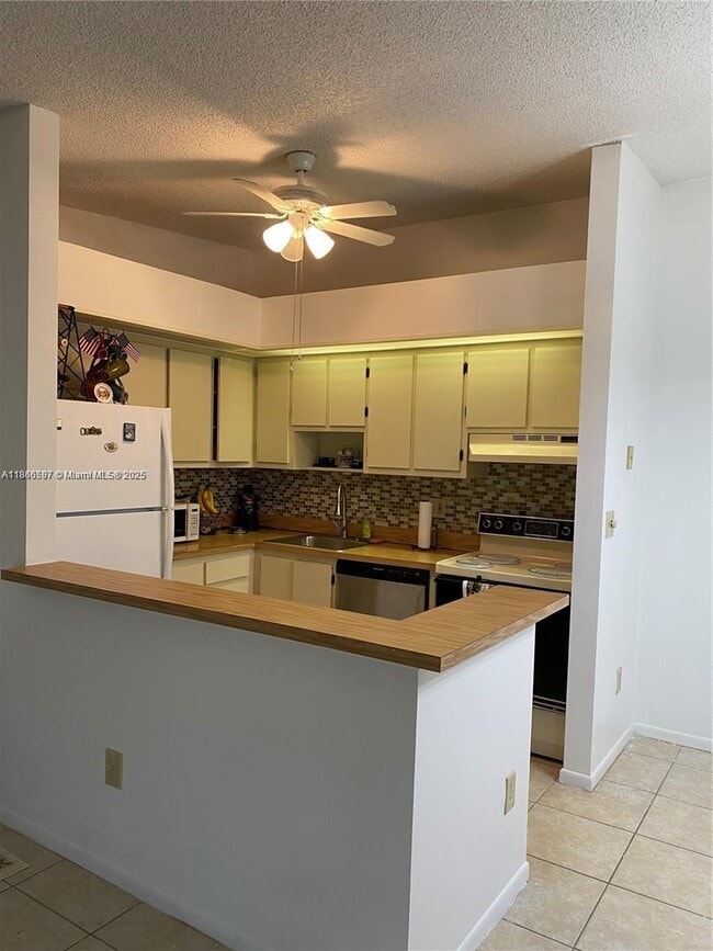 property at 10407 E Clairmont Cir
