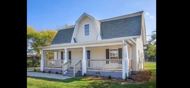 property at 105 Idol St