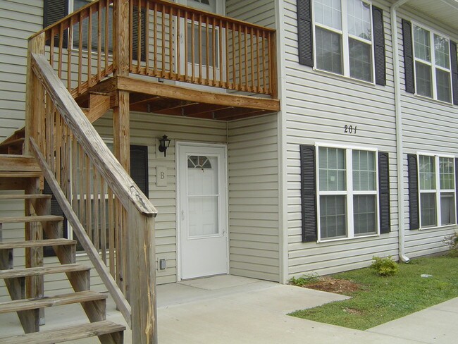 Texas Avenue Apartments in St. Joseph, MO - Foto de edificio - Building Photo