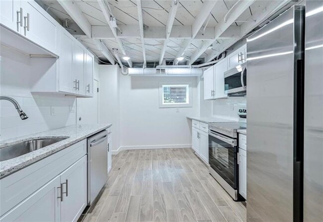 2218 Belvedere Ave SW in Atlanta, GA - Building Photo - Building Photo