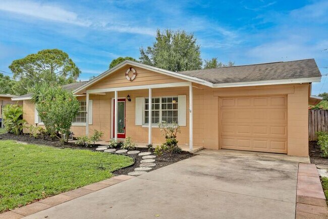 7321 Lake Marsha Dr in Orlando, FL - Building Photo - Building Photo