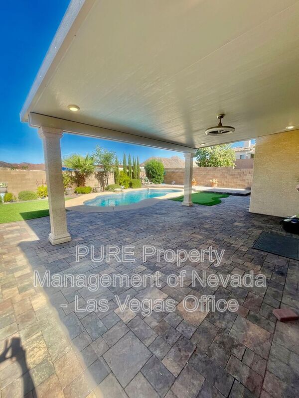 property at 1128 Via Canale Dr