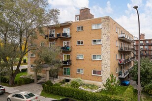 3490 Ivan-Franko Rue in Montréal, QC - Building Photo